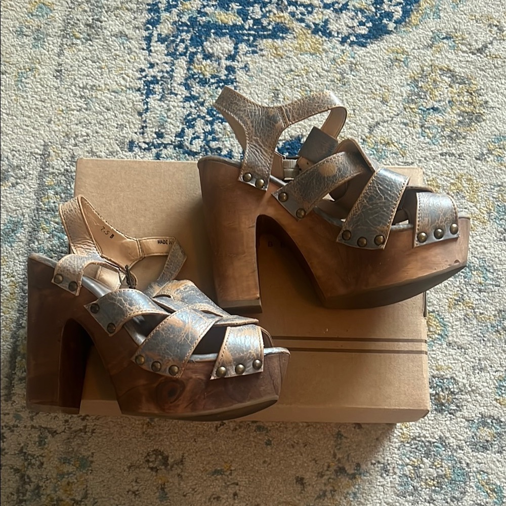 Women's Bed Stu Platform Sandals - Metallic and Brown.